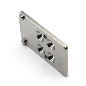 Soporte multiorificio de aleación de aluminio de fresado CNC de alta precisión para montaje de dispositivo de comunicación de hardware de computadora - Product Image 3