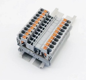 PT2.5 2,5 mm2 Alimentación a través del bloque de terminales de resorte de alambre de empuje - Product Image 1