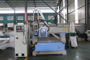 HOLZTECH HT1525 <strong>DSP</strong>-<strong>Controlled</strong> Wood <strong>CNC</strong> <strong>Machine</strong> 4.5KW Spindle, 0-45&deg;C Working Temperature - Product Image 6