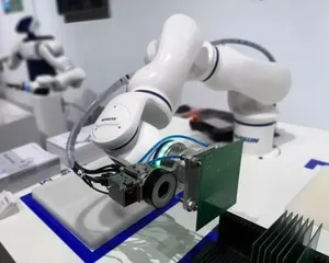 SIASUN DUCO Mobile Robot Workstation Collaborative <strong>Machine</strong> Tool <strong>Loading</strong> <strong>Unloading</strong> Retail Farm Food Industries PLC <strong>Core</strong> - Product Image 6