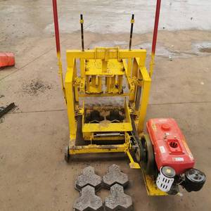 Máquina para hacer bloques de cemento hueco tipo diésel esencial para pequeñas empresas con motor central y procesamiento de moldeo de ladrillos - Product Image 6