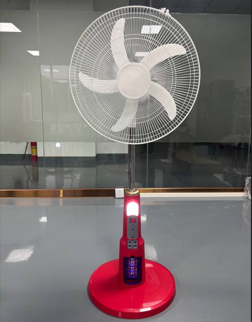 Lampe anti-moustique solaire avec ventilateur de 18 pouces, ventilateur blanc