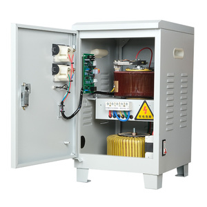 Regulador de voltaje automático de servomotor monofásico AC220V 10KVA - Product Image 1