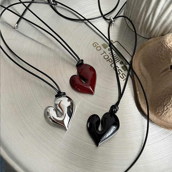 Stainless Steel Three-Color Heart Pendant | Gold, Silver, Burgundy | New Arrival, No Fading, Hypoallergenic, Minimalist INS Desi