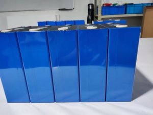 最热充电级A CATL 3.2V 302Ah 310Ah Lifepo4电池组适用于EV帆船太阳能发电