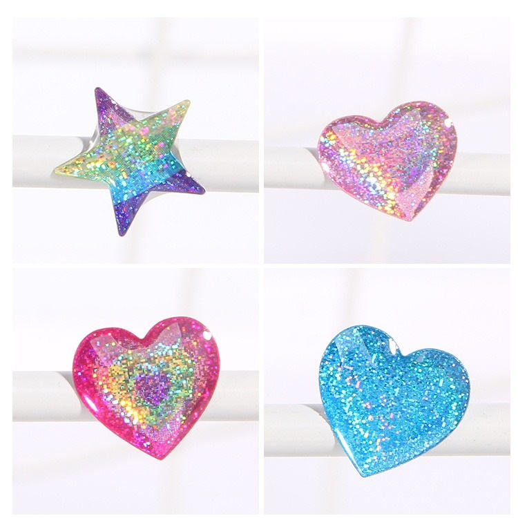 มีสีสัน