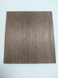 Fabrika doğrudan 140*23mm su geçirmez WPC güverte döşeme dayanıklı uzun ömürlü PVC açık dış için 18mm fırçalanmış kare - Product Image 6