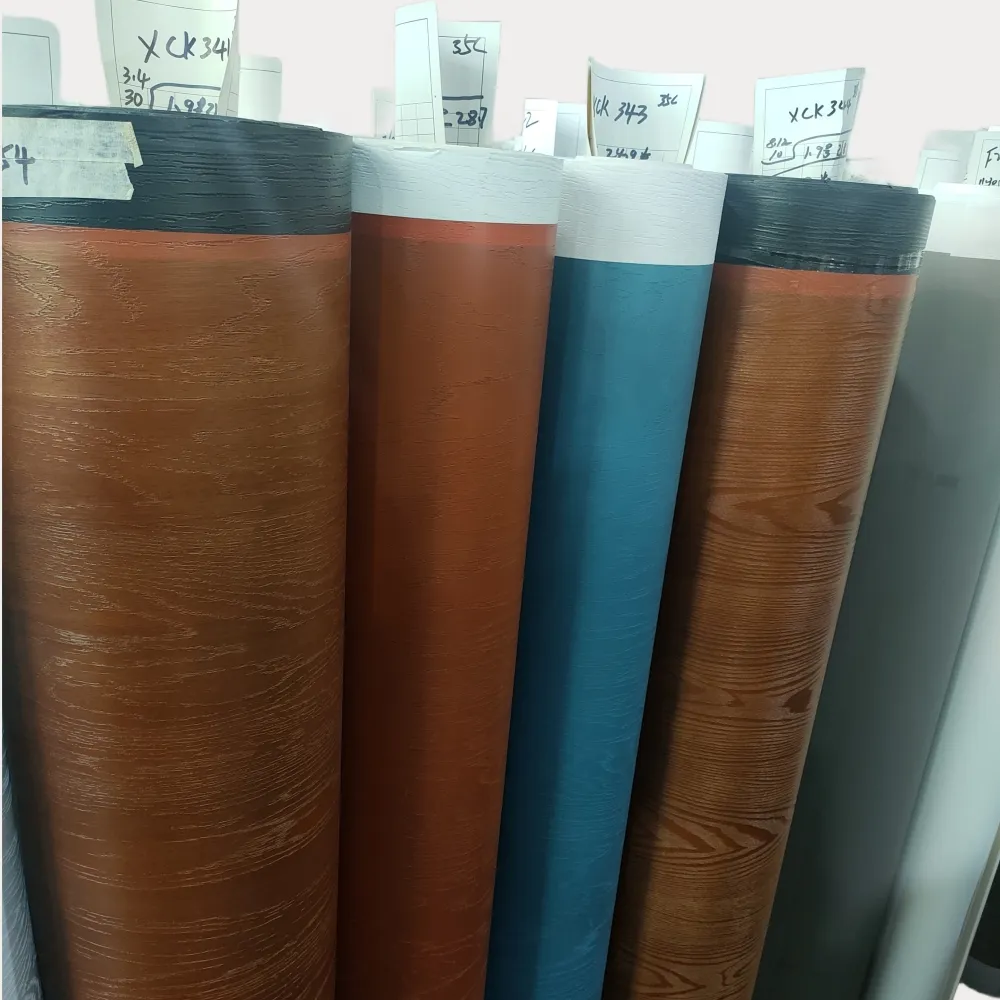 Membrana de PVC de grano de madera marrón sin película de laminación de madera autoadhesiva para diseño de Naturaleza de gabinete