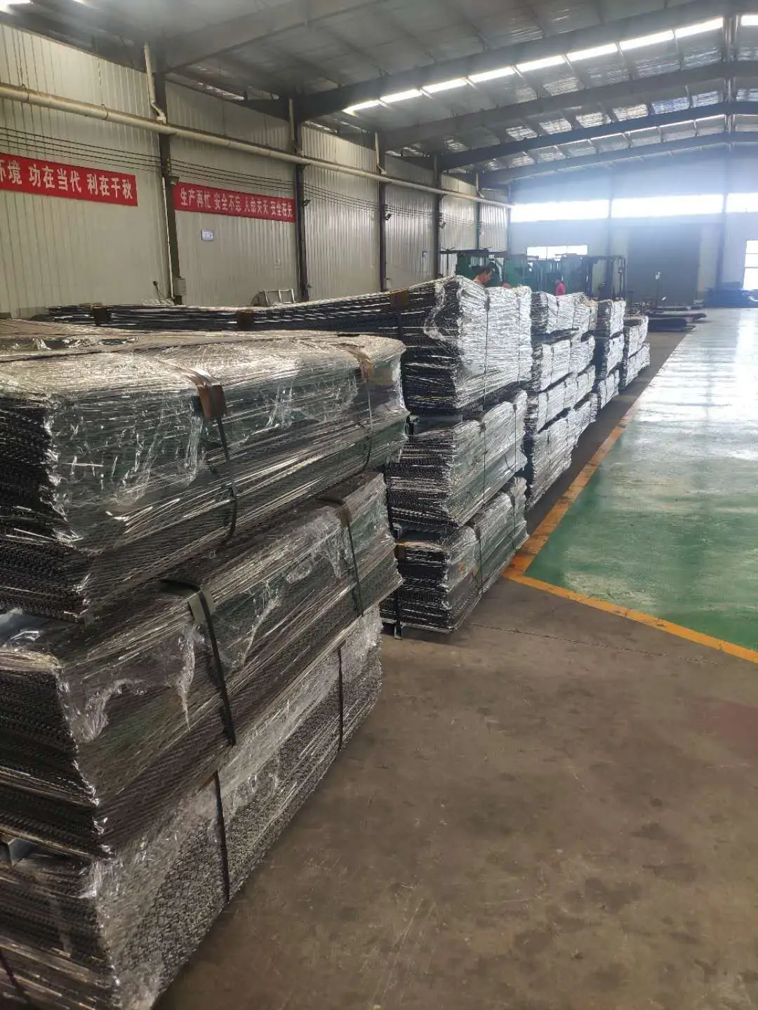 Forma de malla de diamante de malla de metal expandida recubierta de polvo de agujero