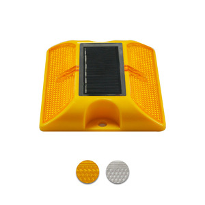 ソーラープラスチックロードスタッド<span class=keywords><strong>LED</strong></span>キャットアイロードマーカーはASTM標準リフレクター点滅<span class=keywords><strong>LED</strong></span>警告スタッドに適合