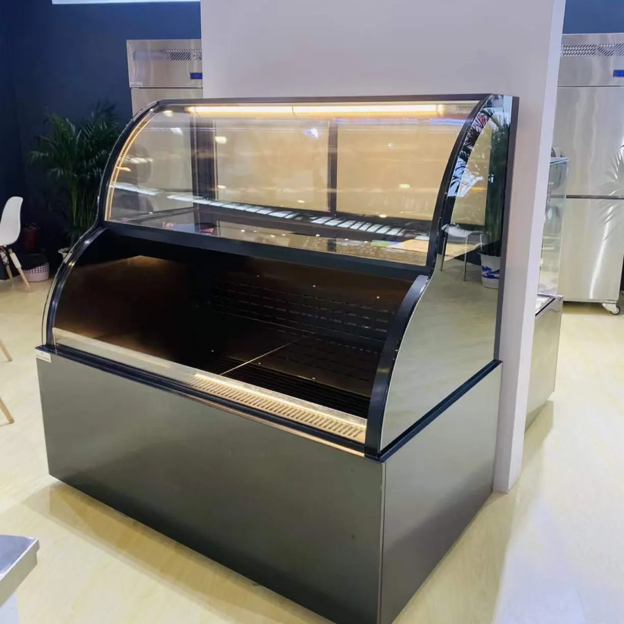 R134Aผลิตภัณฑ์ใหม่คัพเค้กขนมปังขนมเย็นตู้โชว์เค้กตู้แสดง