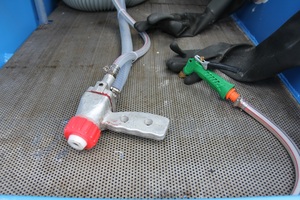 Large Wet <strong>Sandblasting</strong> Cabinet High Efficiency Blasting Machine