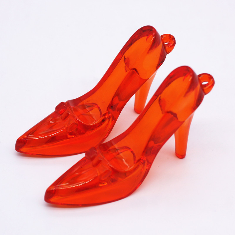 Deux talons rouges de 7 cm
