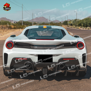 フェラーリ488 GTBバンパーエンジンフードスポイラーディフューザートランク用フェラーリ488用高品質Pスタイルハーフカーボンファイバーボディキット