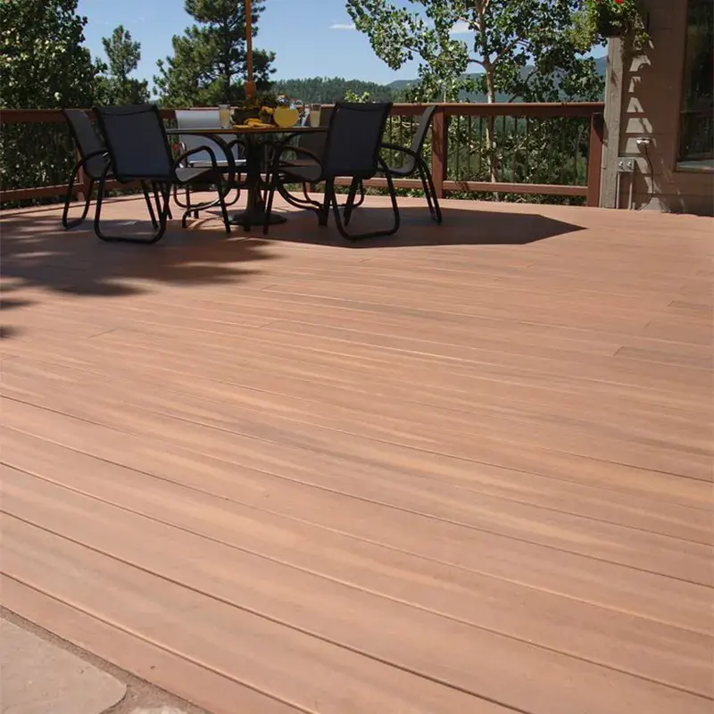 Buon decking composito per bordi solidi con venature del legno per pannello della plancia del bordo della piscina