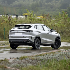 צ'אנגן אושאן X5 פלוס מכונית גז חדשה עם 1.5 טר שטח מרבי עם 7 תיבת הילוכים 5 מושבים מהירות מקסימלית 205 קמ""ש מכונית בנזין