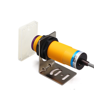 E18-D80NK Photoelectric Switch <strong>Diffuse</strong> <strong>Reflection</strong> PNP DC Three-wire 12V 24V Human Body Infrared <strong>Sensor</strong> - Product Image 3