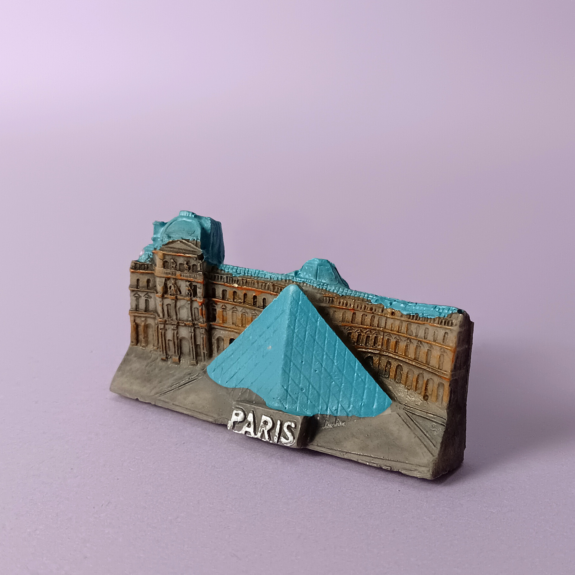 L315 Notre Dame de Louvre, France