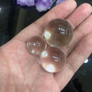 Doğal yüksek kaliteli şeffaf kristal top 95% saf temizle kristal küre beyaz kristal top