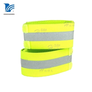 Alta visibilidad ajustable reflectante elástica pulseras con bucle gancho - Product Image 3