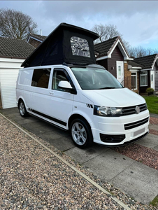 フォルクスワーゲンVWT5用SportlineモデルのKSEEKフロントバンパースポイラーフォグランプケース