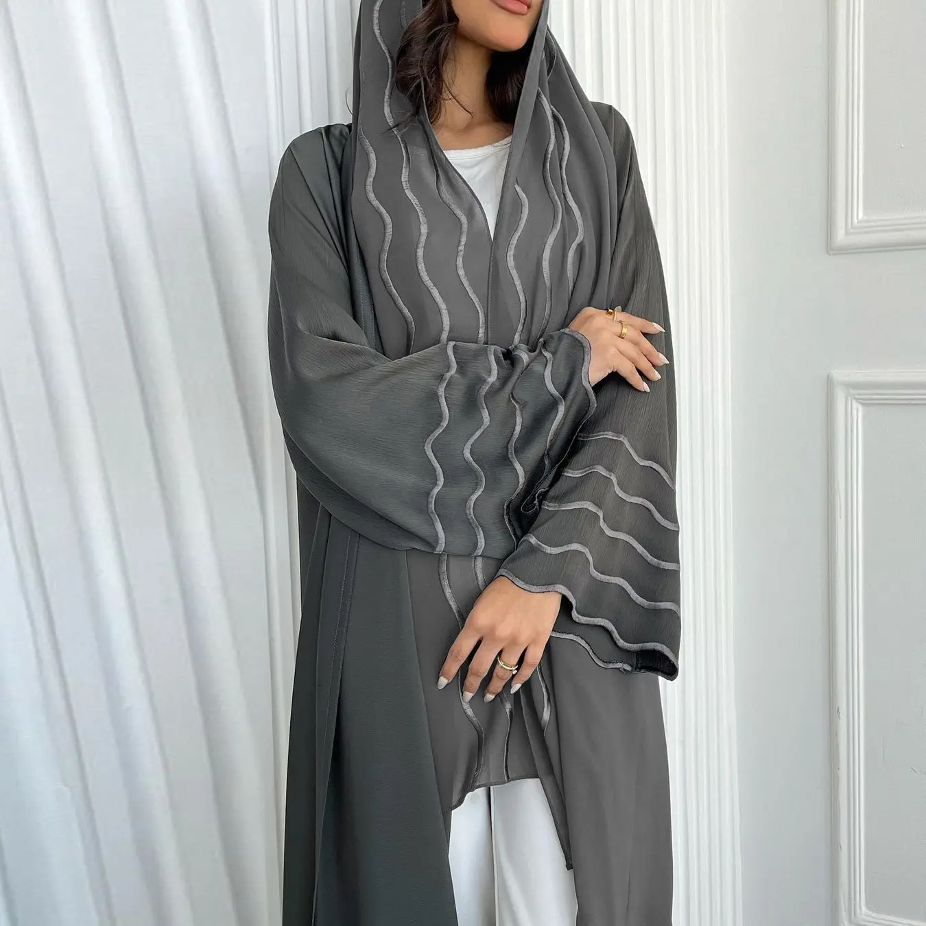 Vente en gros robe abaya dubai turc broderie exquise arabe manteau brodé avec turban deux pièces robe abaya