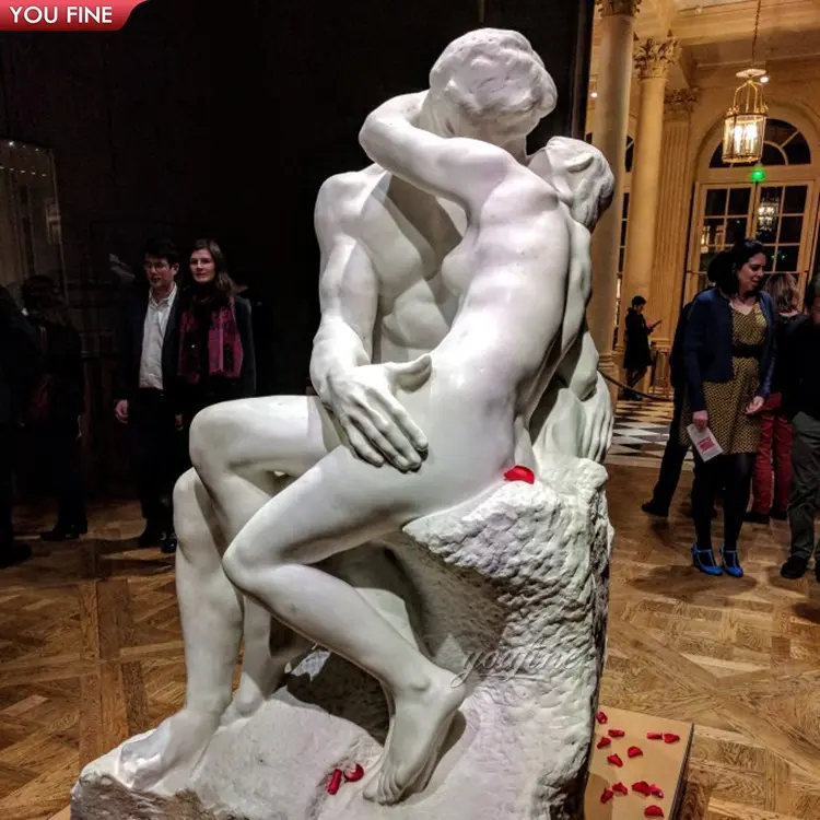 Scultura di bacio di marmo delle statue del giardino maschio nudo famoso greco antico intagliato a mano di pietra naturale