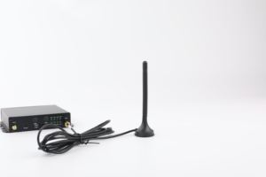 带sim卡的工业4G LTE调制解调器路由器，用于通信和网络SY40-VA