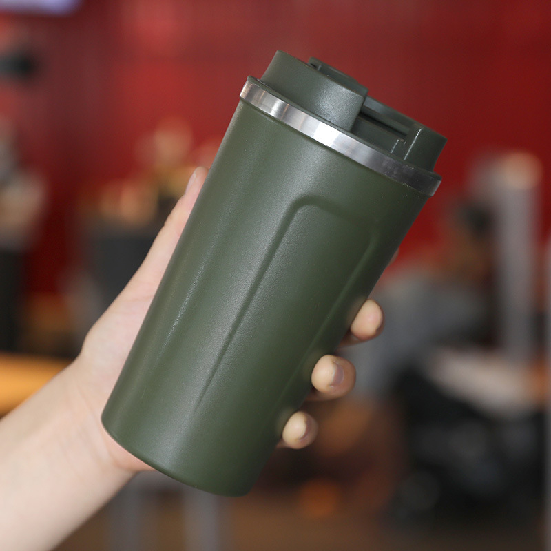 4.Tasse à café avec couvercle ordinaire