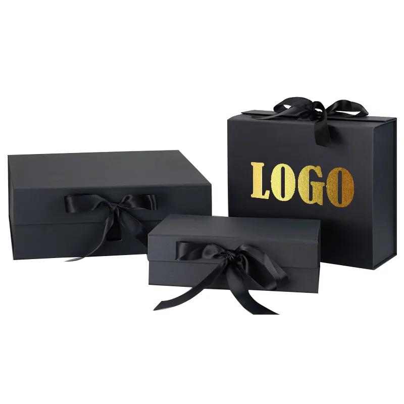 صندوق تعبئة من الورق المقوى قابل للطي باللون الأسود مع شعار مخصص وهو صندوق فاخر للملابس