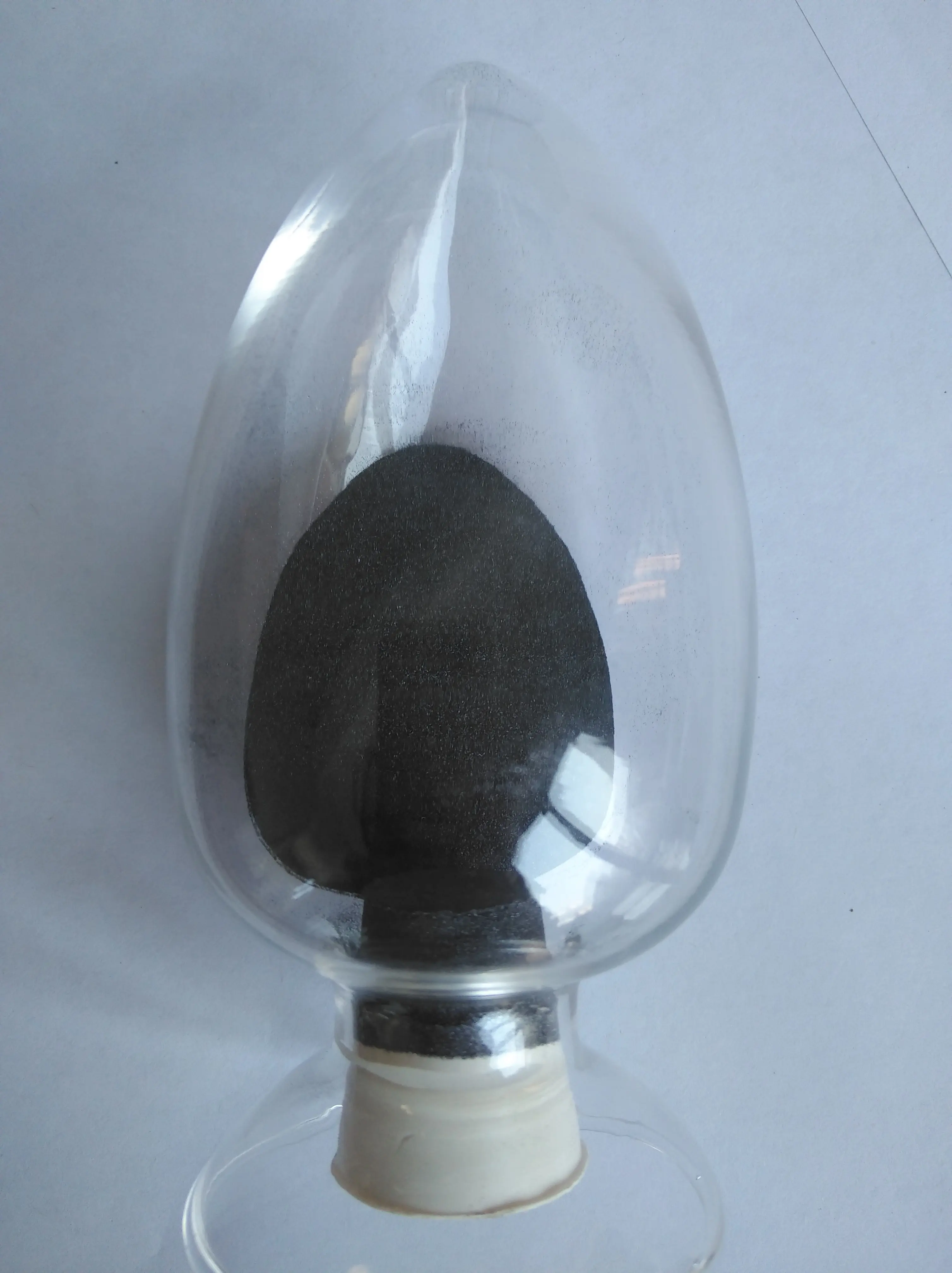 थोक उच्च गुणवत्ता 200-0.5um ब्लैक कार्बोरुंडम अपवर्तक काले सिलिकॉन कार्बाइड 98% काले कार्बाइड उच्च गुणवत्ता वाले काले सिलिकॉन