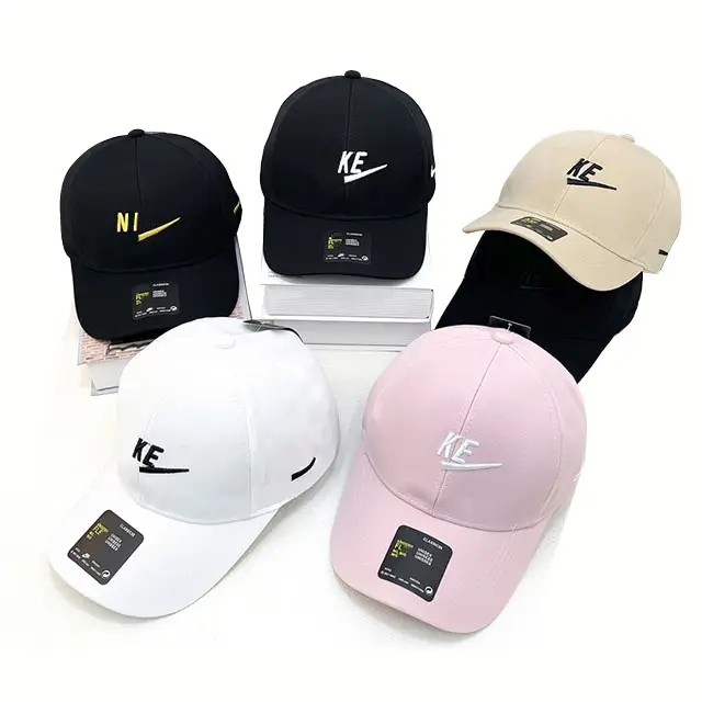 Cappello di lusso di fabbrica all'ingrosso cappello di marca sportiva alla moda nuovo Designer di uomini e donne sport all'aria aperta berretto da Baseball con visiera