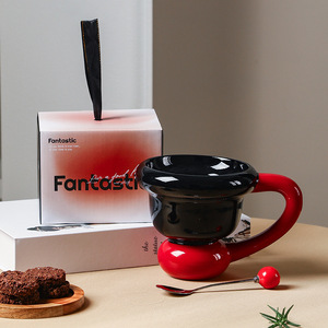 Fantezi serisi seramik kahve fincanları dondurma bardak tatil hediye seti yaratıcı çan bardak kırmızı ve siyah klasik renk şeması - Product Image 4