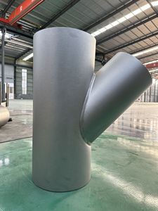 Çin tedarikçisi tarafından büyük fiyat ile 2019 sıcak satış popo kaynak Astm A234 çelik boru Tee