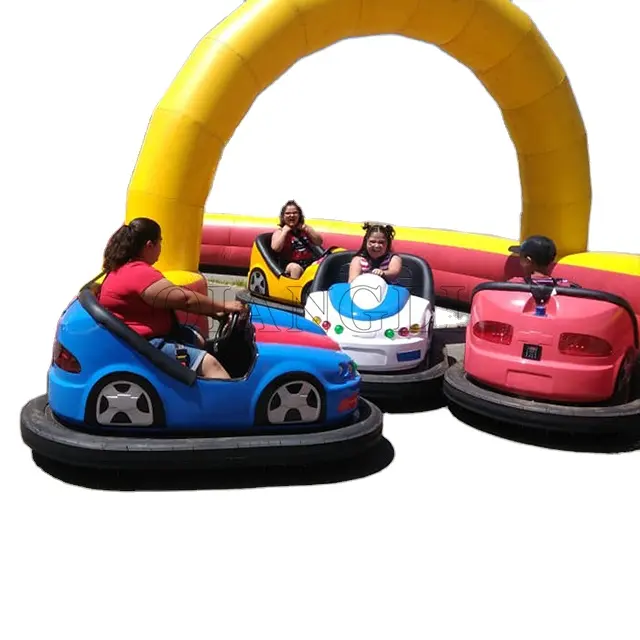 I bambini guidano l'auto elettrica gonfiabile del paraurti dell'attrezzatura di divertimento all'aperto utilizzata per i bambini da vendere