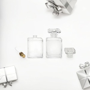 New Design Spray Pump Atomizer Oil Bottle Car <strong>Perfume</strong> Bottle Cosmetic Packaging 20ml 30ml 50ml 100ml Glass <strong>Perfume</strong> Bottle