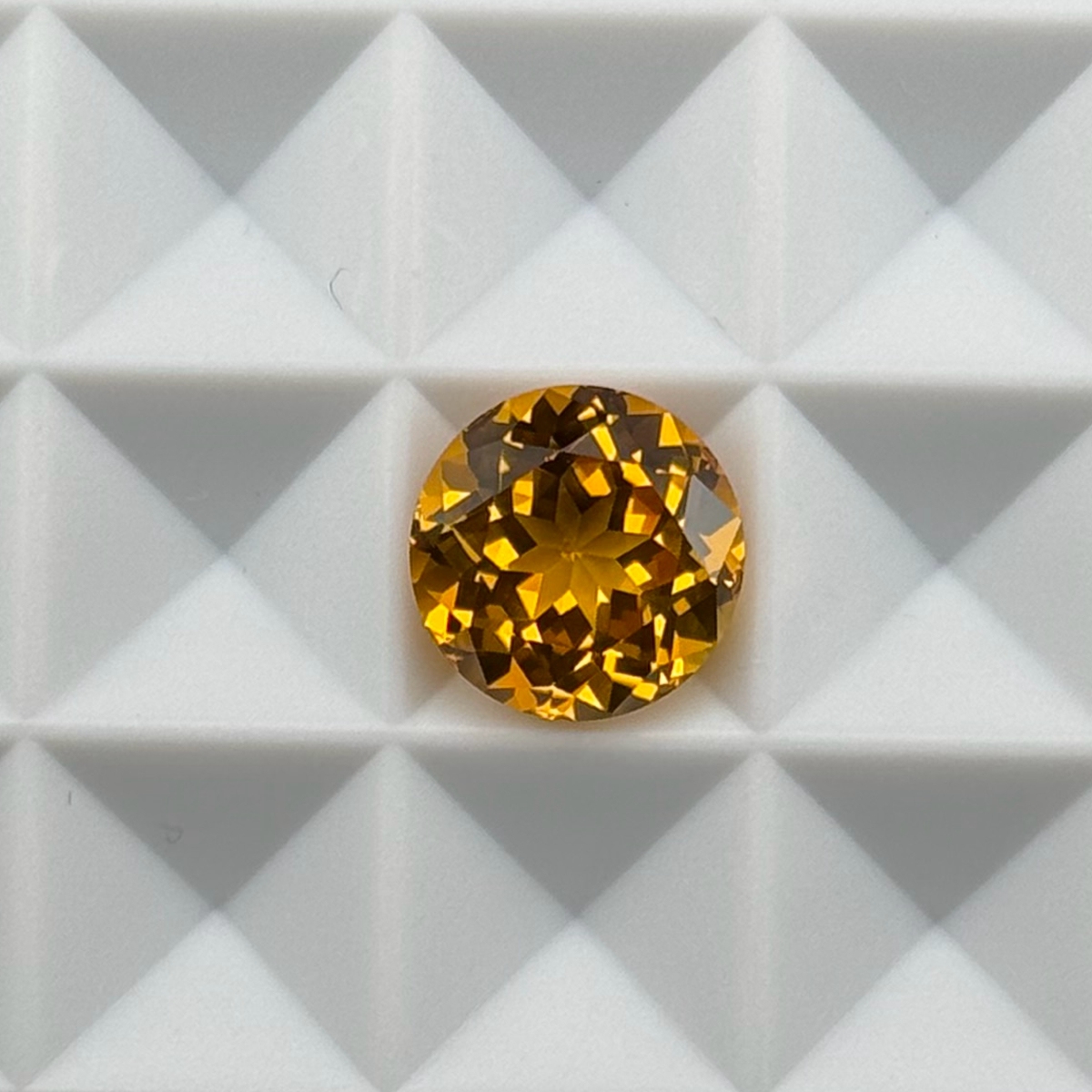 Jaune foncé
