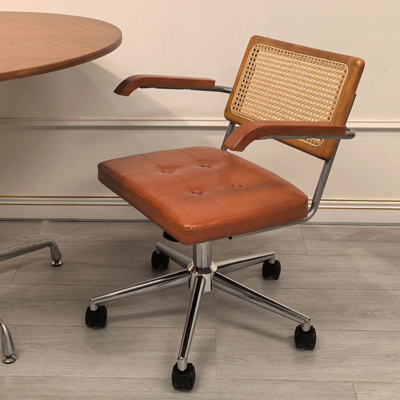 Cherry wood solid wood backrest and brown seat cushion (with armrests)