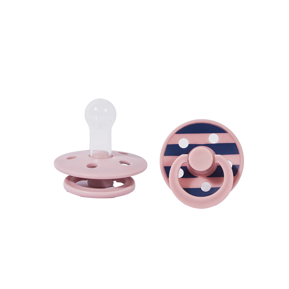 Bleu foncé et rose