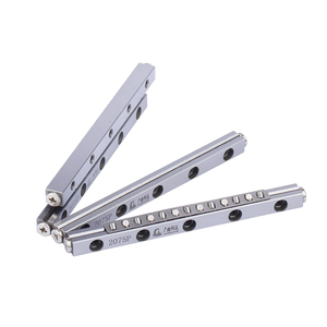 Guía lineal de rodillos cruzados de acero de alta precisión con riel lineal de rodamiento de núcleo para maquinaria de automatización THK - Product Image 3