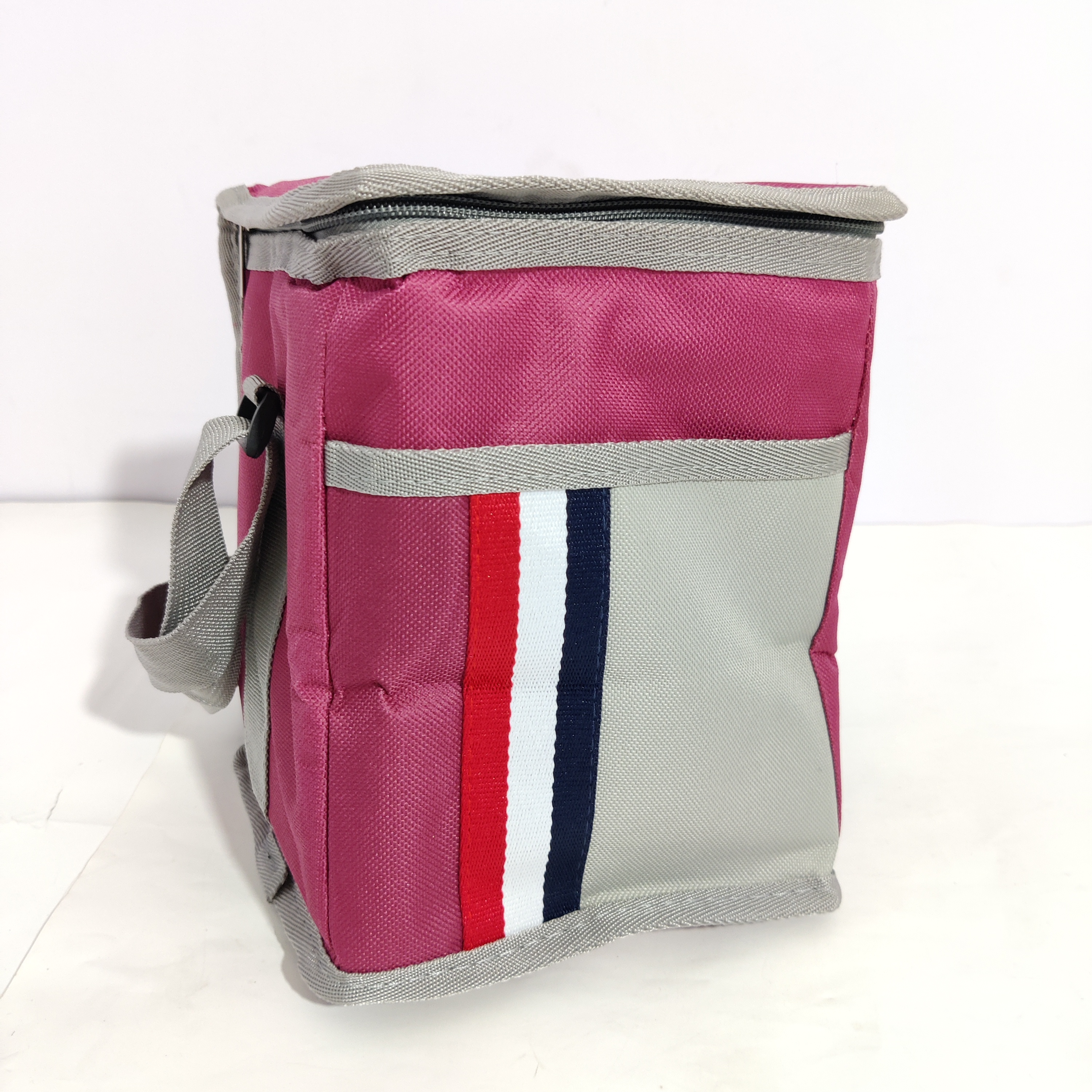 Portez l'emballage de sac