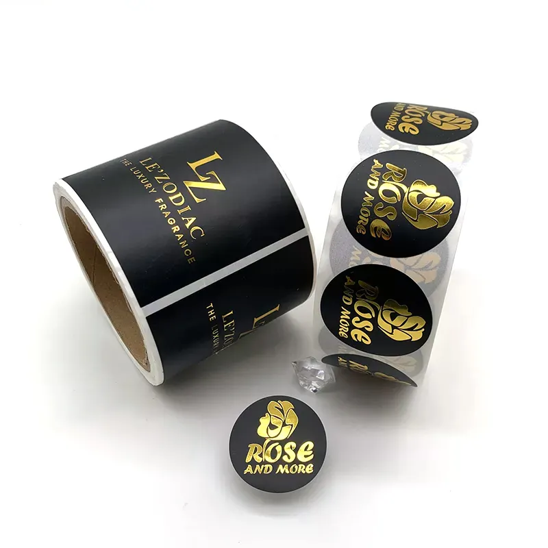 China Custom Vinyl Label Personalized Logo Design Gold Foil Circle Roll Sticker Label