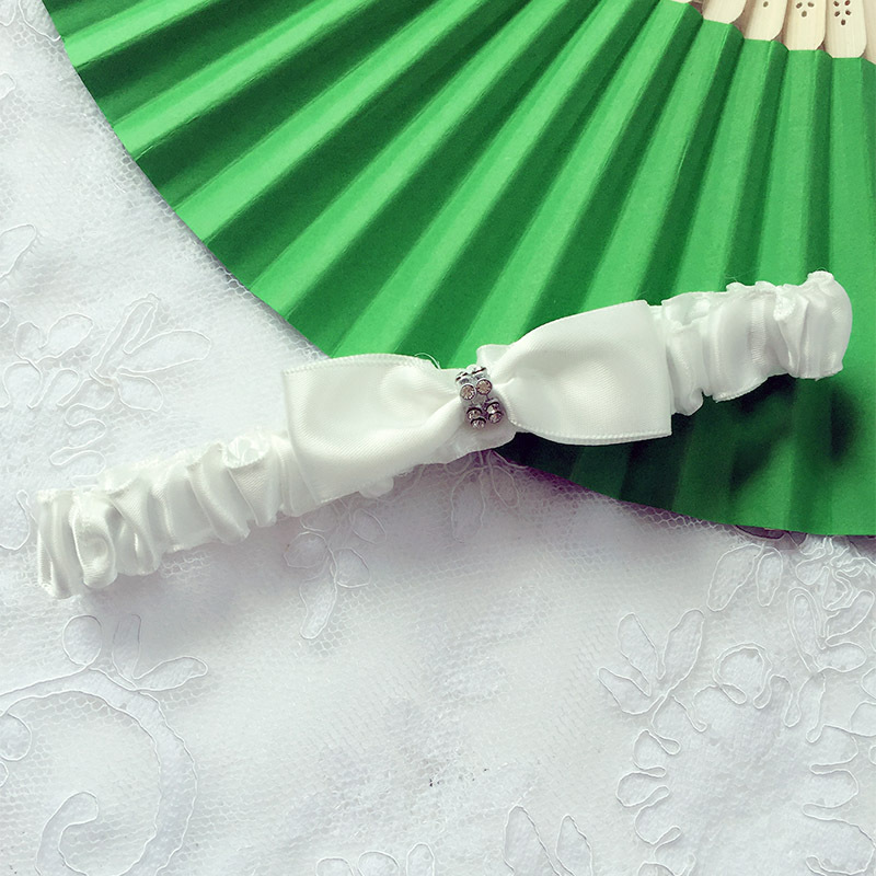 A011-ivory 1pc