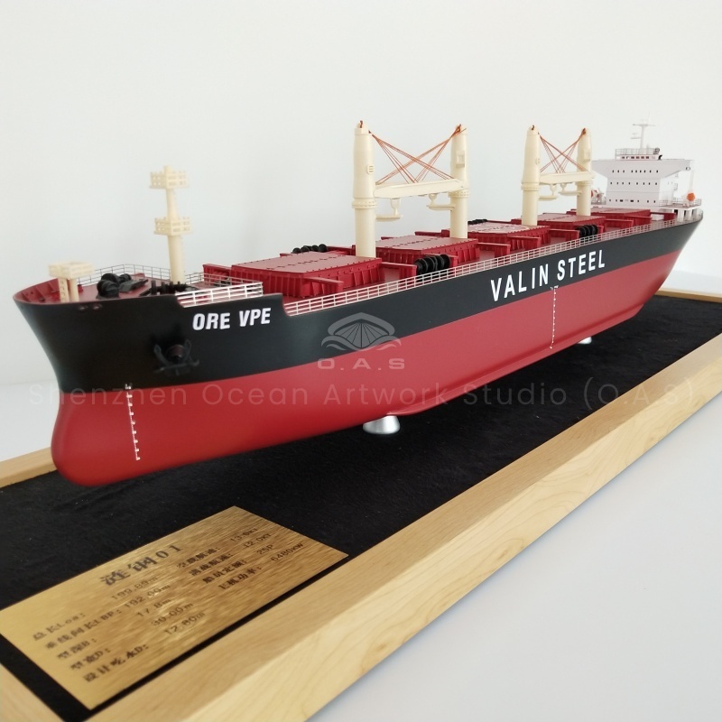 Modelo de buque de carga a granel ORE VPE de 65 cm