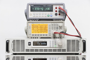 ตัวแปรพลังงานสูง6000W DC Lab ควบคุมโปรแกรมได้100V 60A DC แหล่งจ่ายไฟ0-100V 60 Amp พร้อมตัวป้องกันแรงดันไฟฟ้าเกิน - Product Image 3