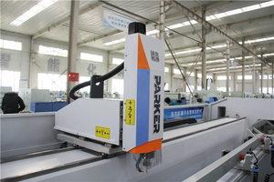 Máquina CNC de perfil de aluminio multieje con mesa de trabajo giratoria de ± 90 ° - Product Image 3