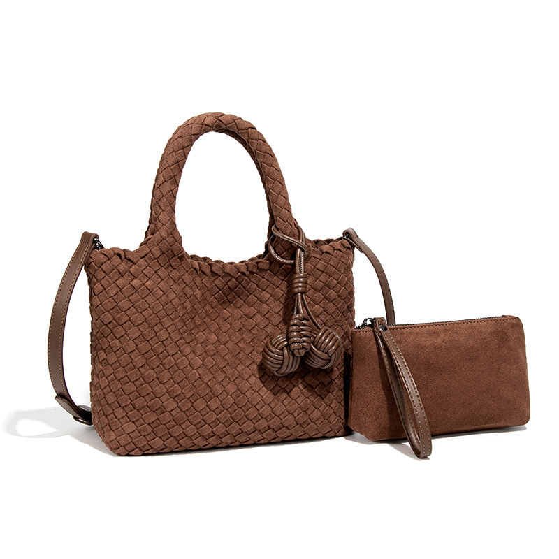 Y2405#Chestnut Brown