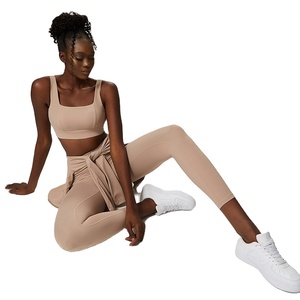 LULU 2021女性用ヨガスーツ女性用ヌードヨガ<span class=keywords><strong>3</strong></span>ピースプラスサイズエクササイズセットブラとロングパンツ長袖ジャケット