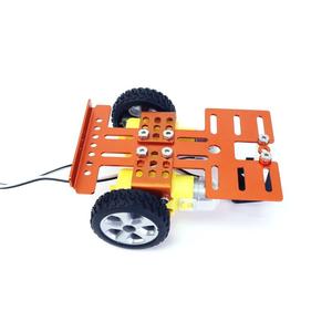 Attrezzature didattiche per l'apprendimento di Starter Kit per studenti con stelo da lavoro per auto programmabile con telaio Robot Kit per bambini
