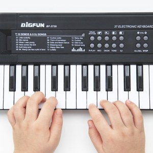 Teclado electrónico de música Digital para niños, Piano eléctrico multifuncional para estudiantes, con función de micrófono Musical, 61 teclas - Product Image 2